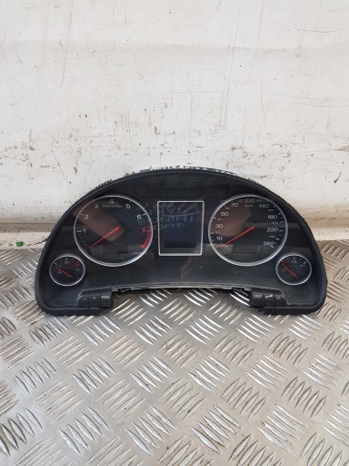 dials 8E0920900H AUDI A4 B6 2.0B 01R