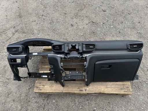 dashboard instrument panel cockpit console airbag airbag Ford Explorer 2020+