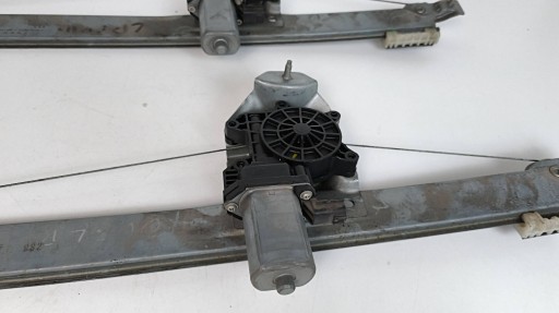 Vivaro B Trafic III window regulator door left front 807210974R