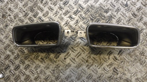 Правий вихлопний наконечник MERCEDES W212 E-Class