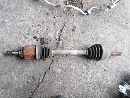 ЛІВИЙ ВАЛ NISSAN JUKE 1.5 DCI