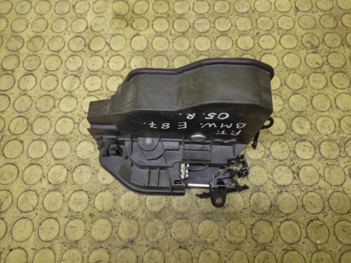 BMW E87 lock door right rear part 7167076