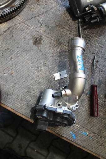 2219. Valvola a farfalla AUDI 05L131501L