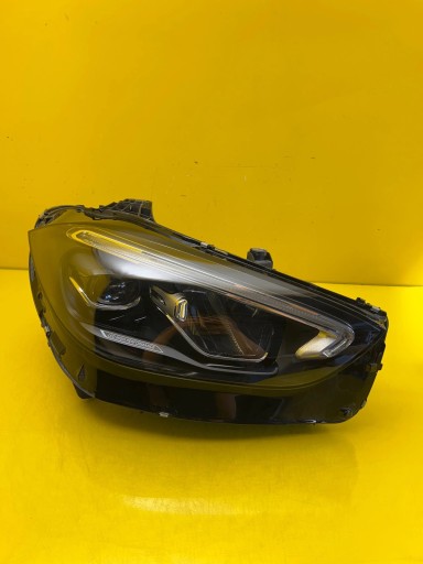 light right Mercedes C-Klasa W206 21- Full Led A2069064003