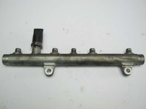 Rampe injection RENAULT 1.9 DCI 0445214015