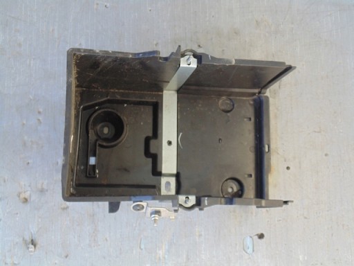 holder of the battery FORD KUGA MK2 LIFT 2017 ROK.
