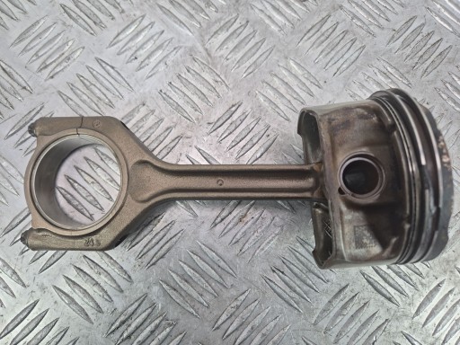 BMW E87 E90 E93 E60 E64 Benzín N52 píst Korbowod 7589201