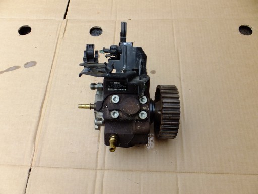 Pompe d’injection ford focus mk2 1,6 tdci 0445010102