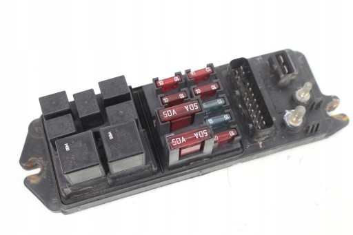 Світлова коробка запобіжників maserati 3200gt 98-