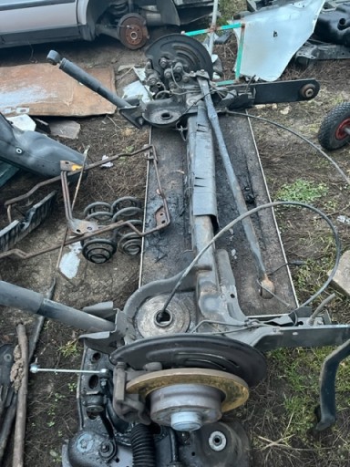 Балка заднього моста trac iii vivaro b talento 1.6 dci