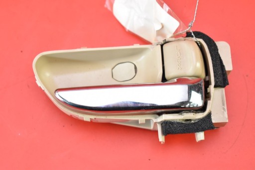 РУЧКА ДВЕРЕЙ ВНУТРІШНЯ ПРАВА ЗАДНЯ SUBARU TRIBECA LIFT