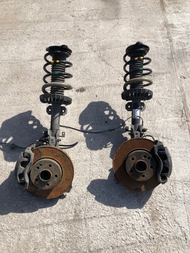 Mercedes vito w447 поворотний кулак правий лівий передній