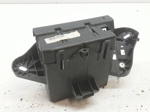 cover of the battery holder 2.0 CGI 45 AMG W176 C117 Mercedes CLA-klasa and