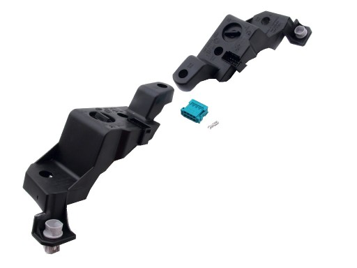 B7304 - Полоска ламрешетки радиатора правая левая куб bmw e60 lci fl