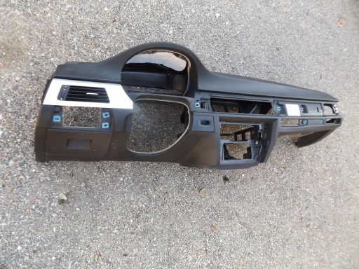 BMW E90 E91ДЕСКА консоль оригинал для чашек