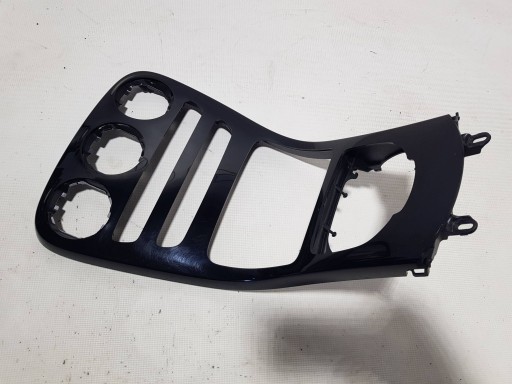 DEKOR PANEL TUNELU frame SRODKOWEGO MERCEDES W205 A2056803905