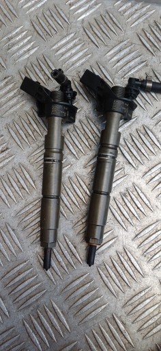 MERCEDES W163 W211 w204 3.0 CDI Iniettore Iniettore A6420700487