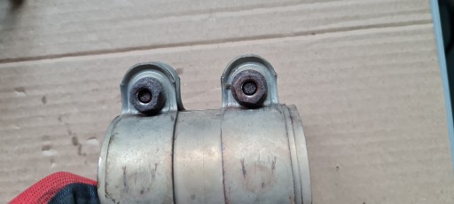 Q5 80A OBEJMA RURY TLUMIKA 2.0 TFSI 8W0253141A A4 B9 8W A5
