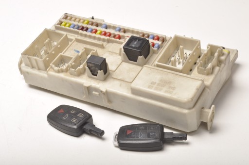 Чехол для volvo s40 ii v50 c70 c30, ключи модуля bsi 30765471