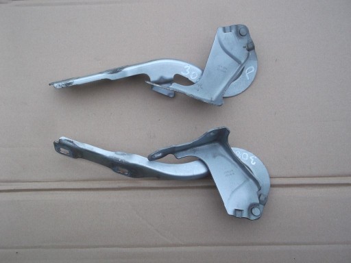 9677784800 9677784900 - PEUGEOT 308 II T9 петля капота EZRC