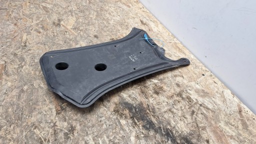 cover chassis left 8F0825219 AUDI A5 SPORTBACK 8T8