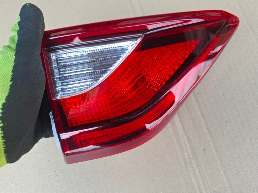 KIA STONIC LIFT 22rLAMPA heck links für die Heckklappe