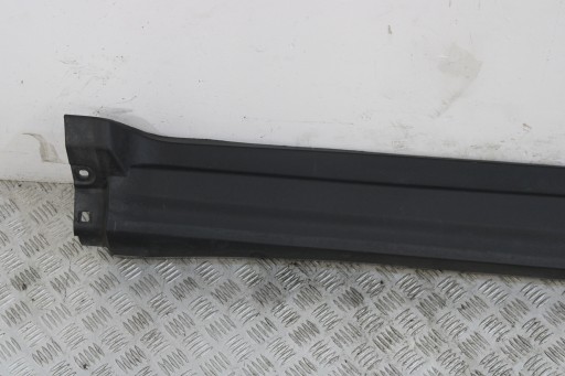 cap threshold threshold right MASERATI LEVANTE M161 670040336