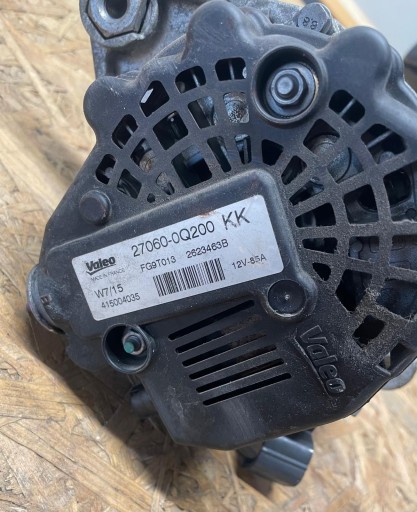 Генератор toyota yaris iii 1.0 подъемник 27060-0q200