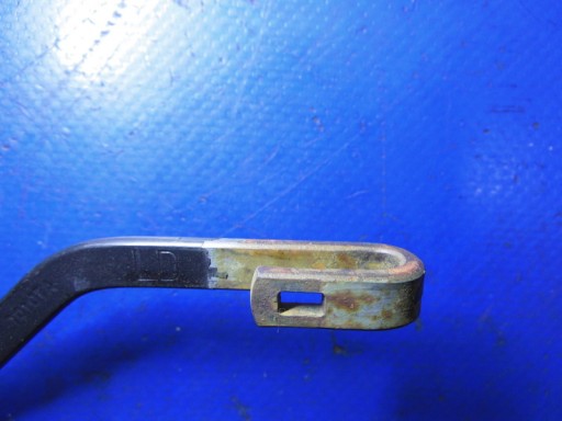 wiper arms front EUROPA TOYOTA COROLLA VERSO II 04-09R