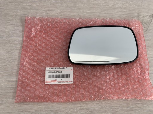 ВСТАВКА ЗЕРКАЛА ЗОВ ПРАВЫЙ AVENSIS 87908-05200