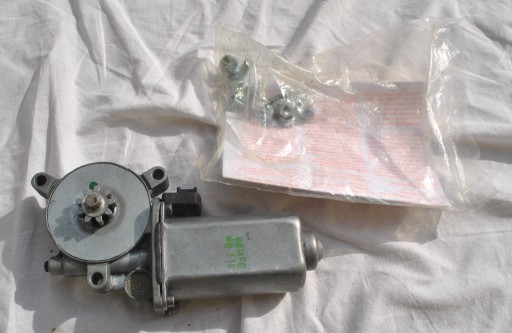 Моторчик бокового скла buick cadillac cardone 42-128