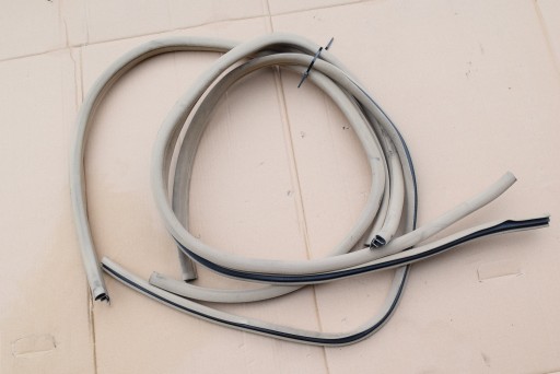 MERCEDES W219 CLS уплотнения кузова бежевый