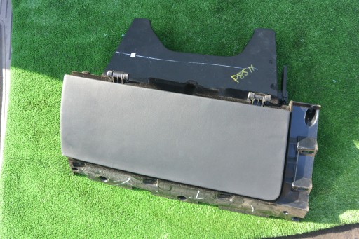 passenger compartment of the passenger TESLA MODEL S 12-16 EU