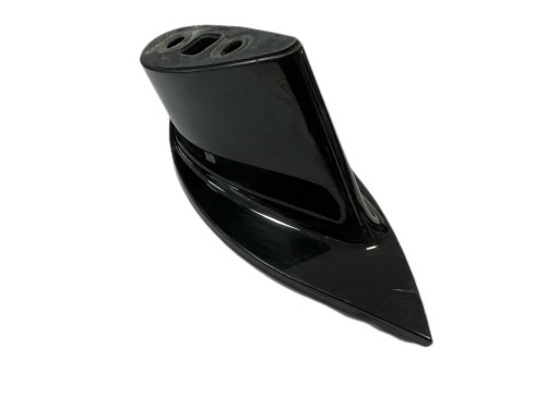 Tesla X спойлер задний правый RH 1075832-00-A