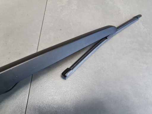 Audi Q6 e-tron wischerarm hinten pioro 4KE955407B