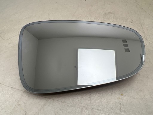 Вставка зеркала передняя правая porsche 911 992 992857522l