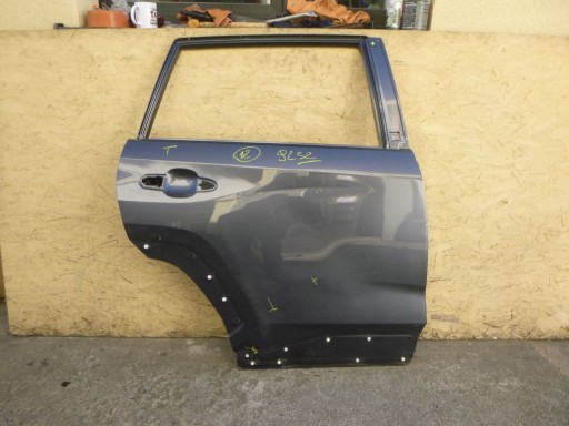 TOYOTA RAV4 RAV 4 V 19- door right rear.
