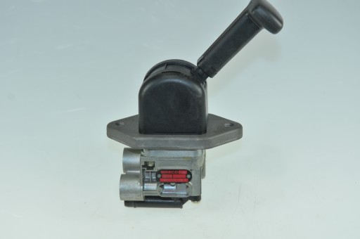 WW4 961.723.104.7 - КЛАПАН РУЧНОГО ГАЛЬМА WABCO 9617231047