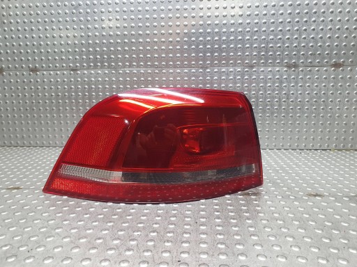 light left rear part 3AF945095C VW PASSAT B7 KOMBI EUROPA