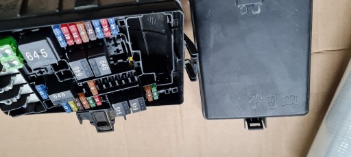 S3 8V Sedan A3 Kasten der Sicherungen Gehäuse 2.0 TFSI 5Q0907361C