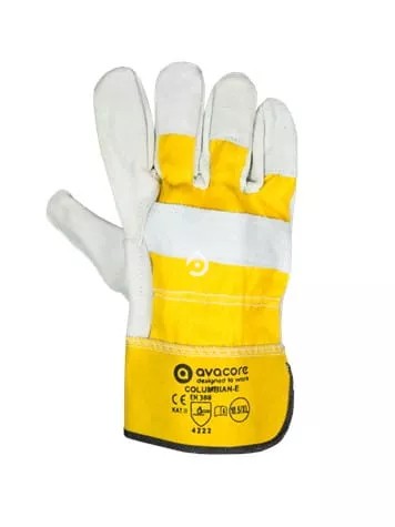 АВТОМОБІЛЬНИЙ КОМПЛЕКТ В ЧОХАЛІ: ЖАБКА, 2 КЛИНА, РУКАВИЧКИ