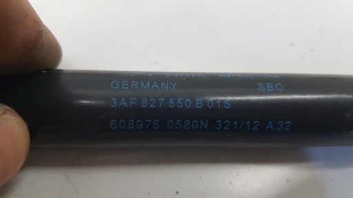 SILOWNIKI TELESKOPY du capot Arrière VOLKSWAGEN PASSAT B7 3AF827550B