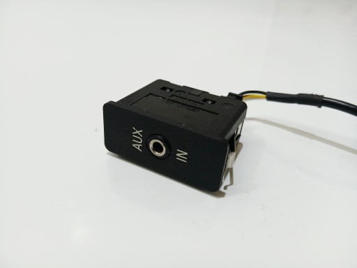 adapter connector AUX BMW X3 E83 LCI OE 6930561