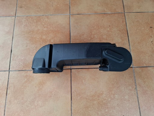 REZONATOR MERCEDES W203 2,0 KOMPRESSOR A1110940183
