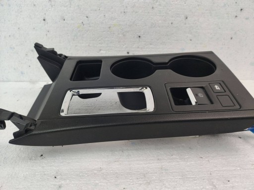 frame drazka changes of the gear Subaru Legacy 6 facelift BN 2019 92173AL10A
