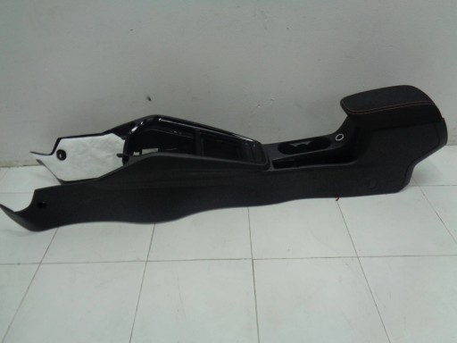 SKODA KAMIQ TUNEL MEDIA BRACCIOLO 19R