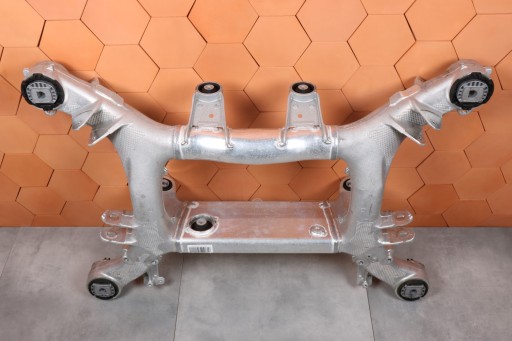 BMW 7 G11 G12 subframe axle beam suspension beam rear part 6883918 7256 km !!!