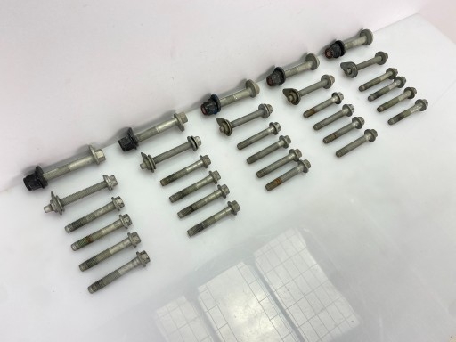 screws springing of the rear rear part Ford Kuga MK3 20+