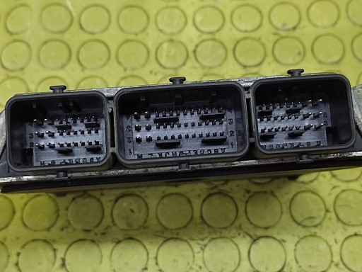PEUGEOT 206 1.2 control unit of the engine 9644041780