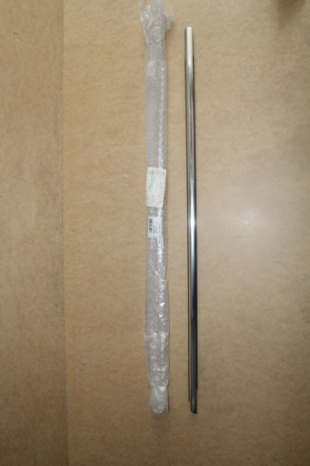 3C4837476D - Хромированная накладка R-передняя VW PASSAT B6 B7